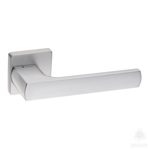 HA252RO11 CBM DOMINO Ручка дверная, полированный хром